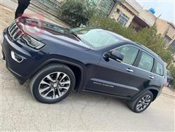 جیپ گراند شیرۆکی